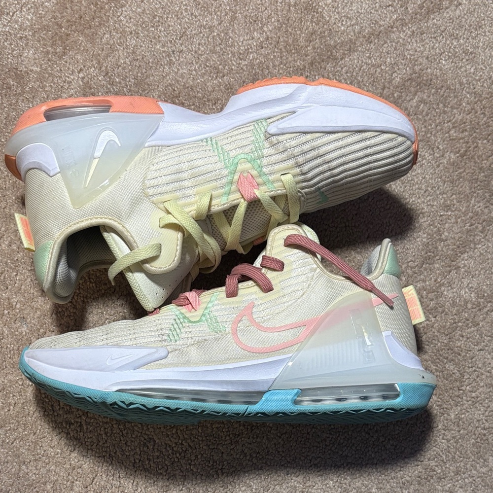 LeBron witness 6 “Easter” - Picture 2 of 4